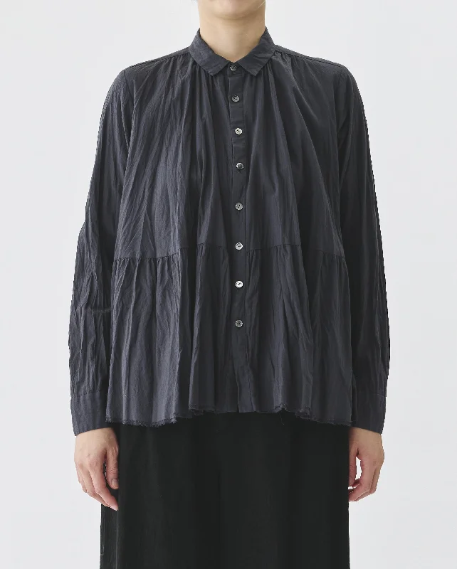 WASHED LAWN BLOUSE / CHARCOAL Delicate Pleat Blouse