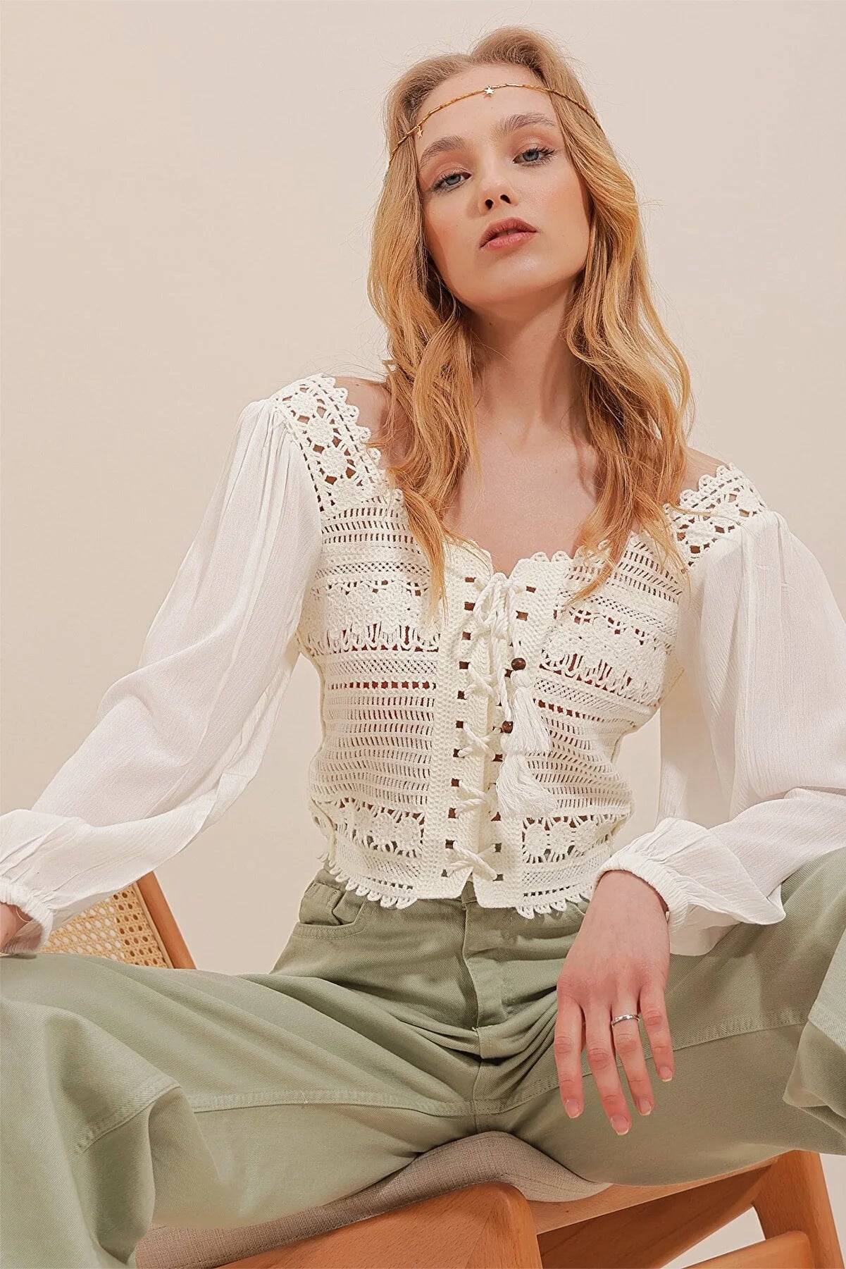 Trend Alaçatı Style Women's Square Neck Tie Front Crochet Woven Crop Blouse Sleeveless Chiffon Blouse