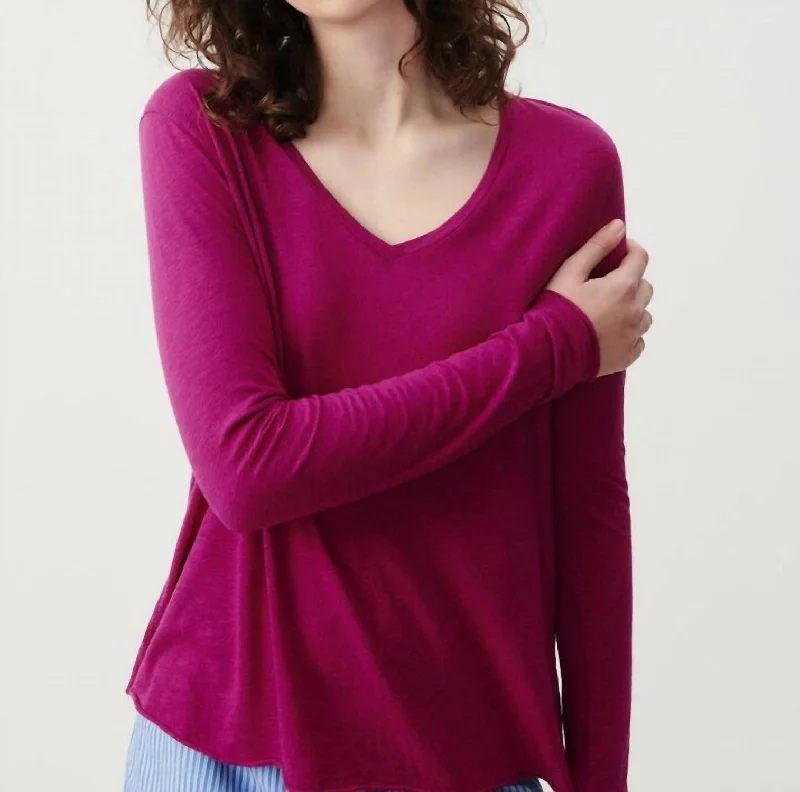 Women Jacksonville T-Shirt In Raisin Cozy Warm Stylish