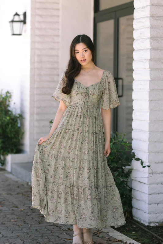 Yara Sweetheart Tiered Dress