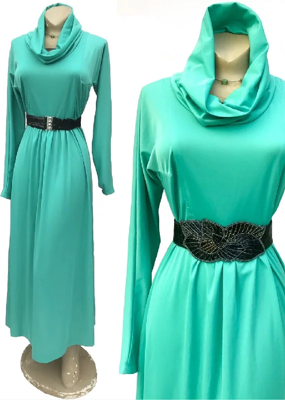 1970s Cool Green Maxi Dress with Cowl Collar Hood Chic Button-Up Maxi Dress