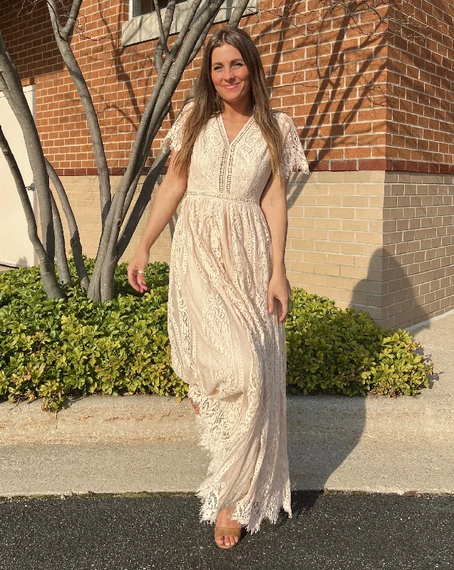 MEROKEETY Floral Lace Bridesmaid Maxi Dress Fashionable Button-Down Maxi Dress