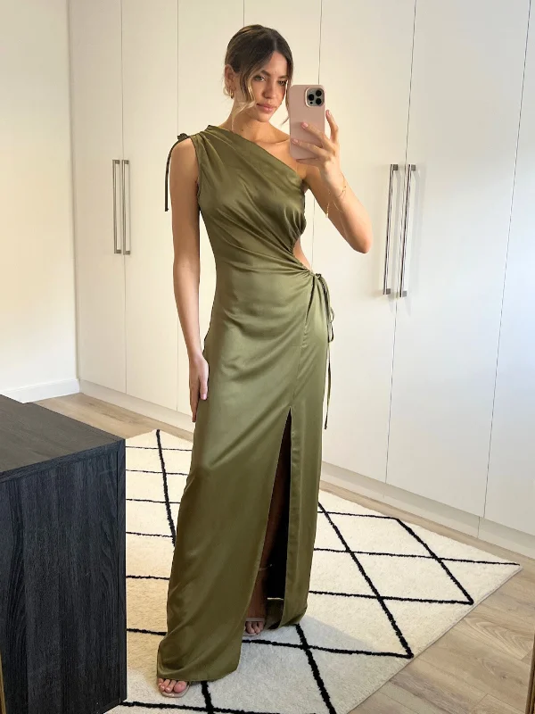 Jovie Cut Out Maxi Dress / Green Trendy V-Neck Maxi Dress