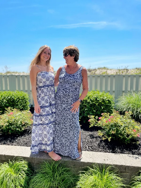 Maui Maxi Dress Variegated Leaves Navy/White Cozy Ribbed Maxi Dress