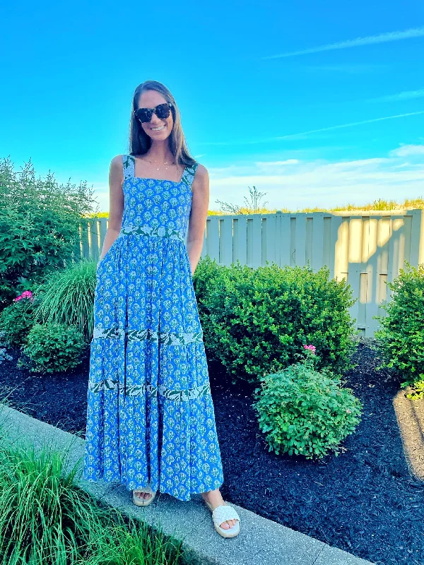 Notting Hill Maxi Dress Garden by the Sea Fashionable Printed Maxi Dress