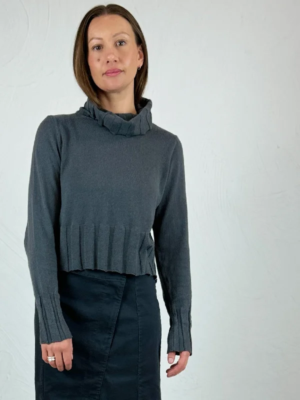 822 Roll Neck Jumper Slim Fit Regular Fit Oversized