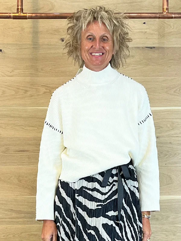 Second Female Wish Turtleneck Jumper Eggnog Oversized Loose Flowy