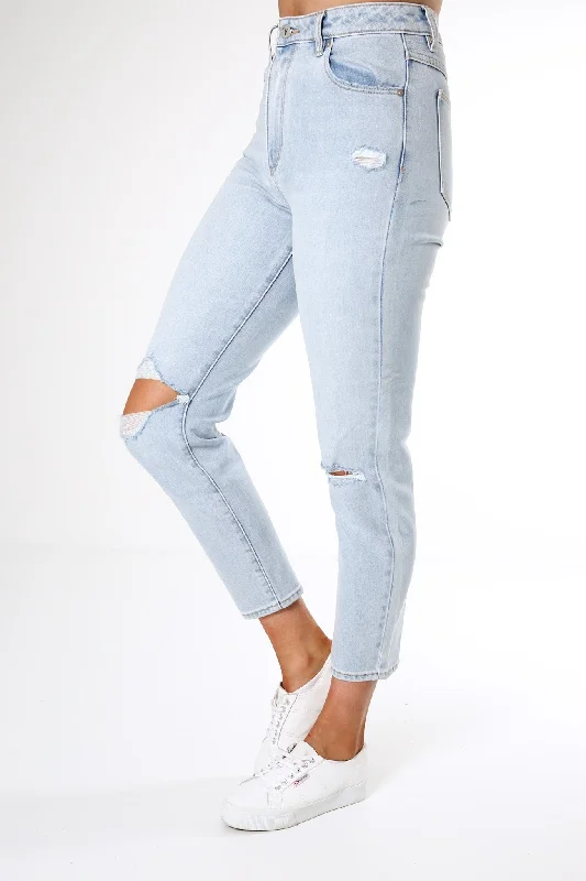 A 94 High Slim Jean Pamela Rip Elegant Skinny Leg Jeans