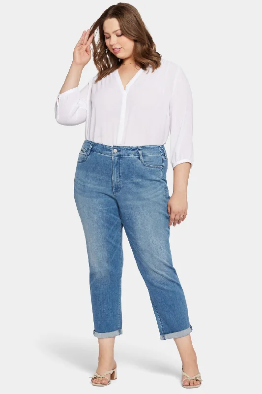 Margot Girlfriend Jeans In Plus Size - Stunning Classic Blue Denim Jeans