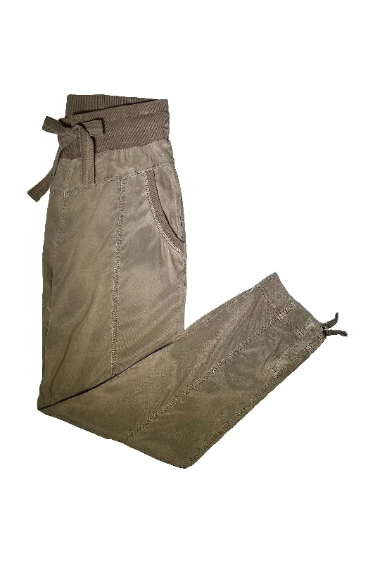 Marrakech Melody Stretch Cupro Pants RR 70616 | Oregano Classic Cropped Pants