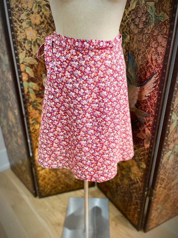 1970s Red Autumn Leaves Wrap Around Skirt silk skirt lustrous
