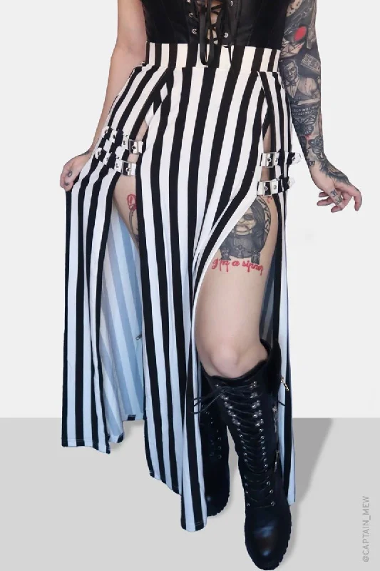 Delia M-Line Buckle Skirt leather skirt sleek